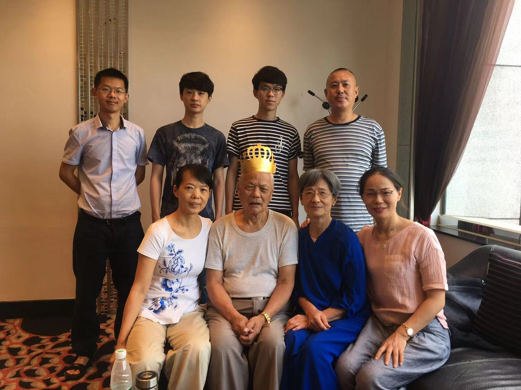 家庭照片